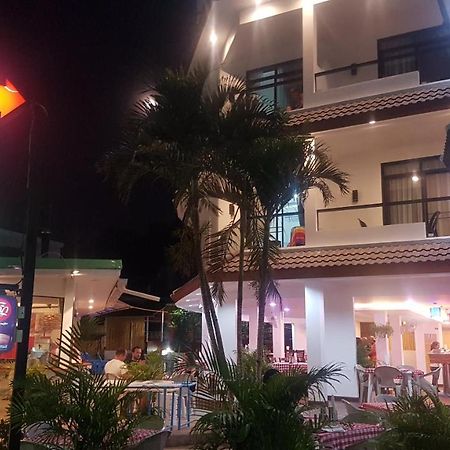La Capannina Hotel Patong Екстер'єр фото