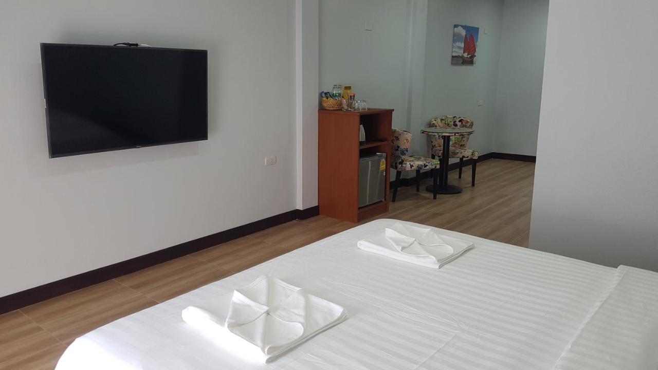 La Capannina Hotel Patong Екстер'єр фото
