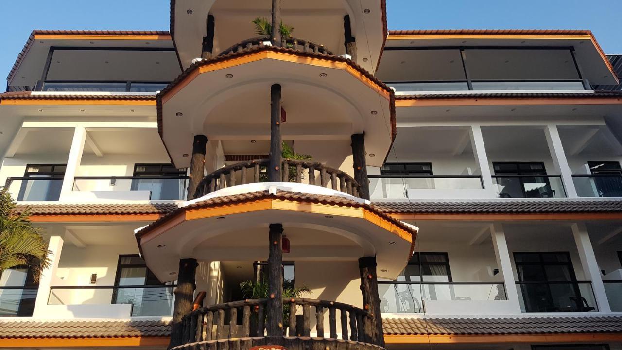 La Capannina Hotel Patong Екстер'єр фото