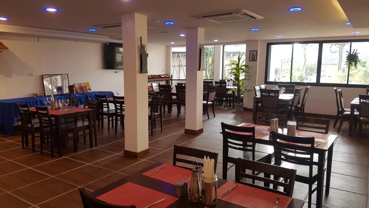 La Capannina Hotel Patong Екстер'єр фото